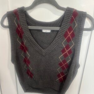 Aritzia Charcoal and Burgundy Argyle V-Neck Sweater Vest